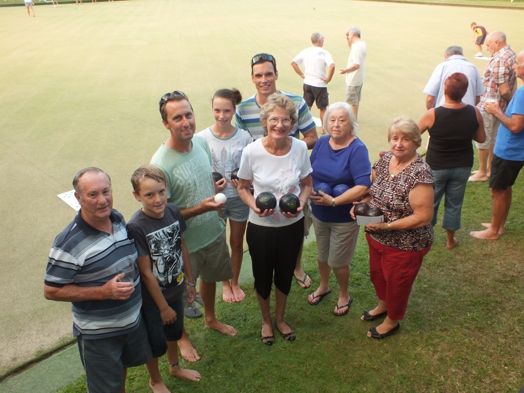 barefoot bowls 2