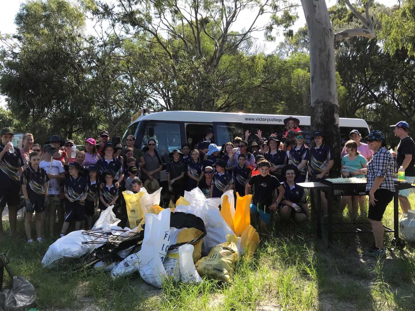 Victory College made a huge contribution when 83 people turned up for a wonderful (hot) afternoon of cleaning up our communit