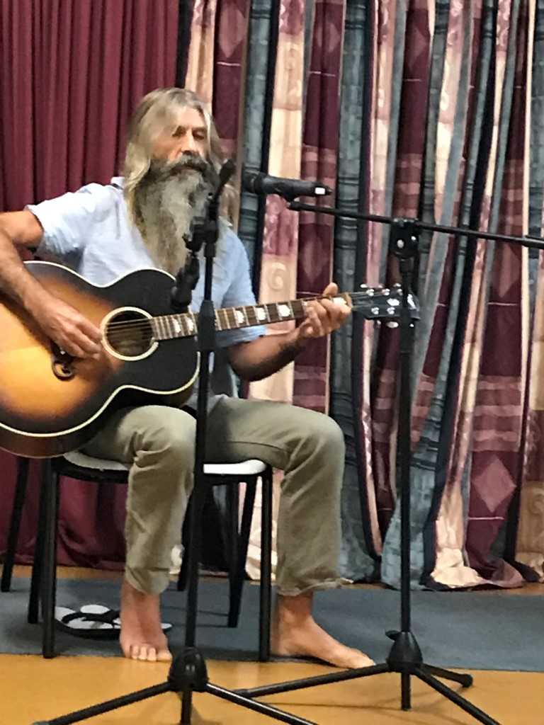 Rob Medcalfe guitar and vocals