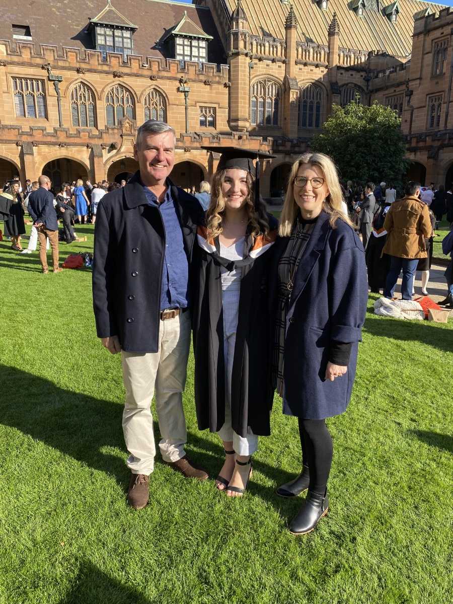 Tarni Palmer, pictured with parents David and Selina Palmer at the University of Sydney.