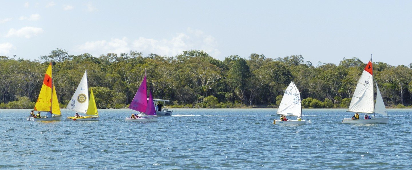 Learn the basics of sailing in this supervised sailing course over the holidays