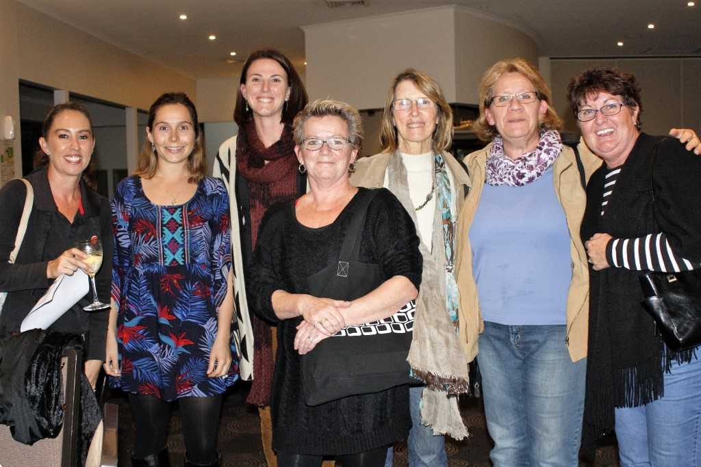 What a great turn out at the Social Media Workshop last month - these lovely ladies and 20 more people attended!