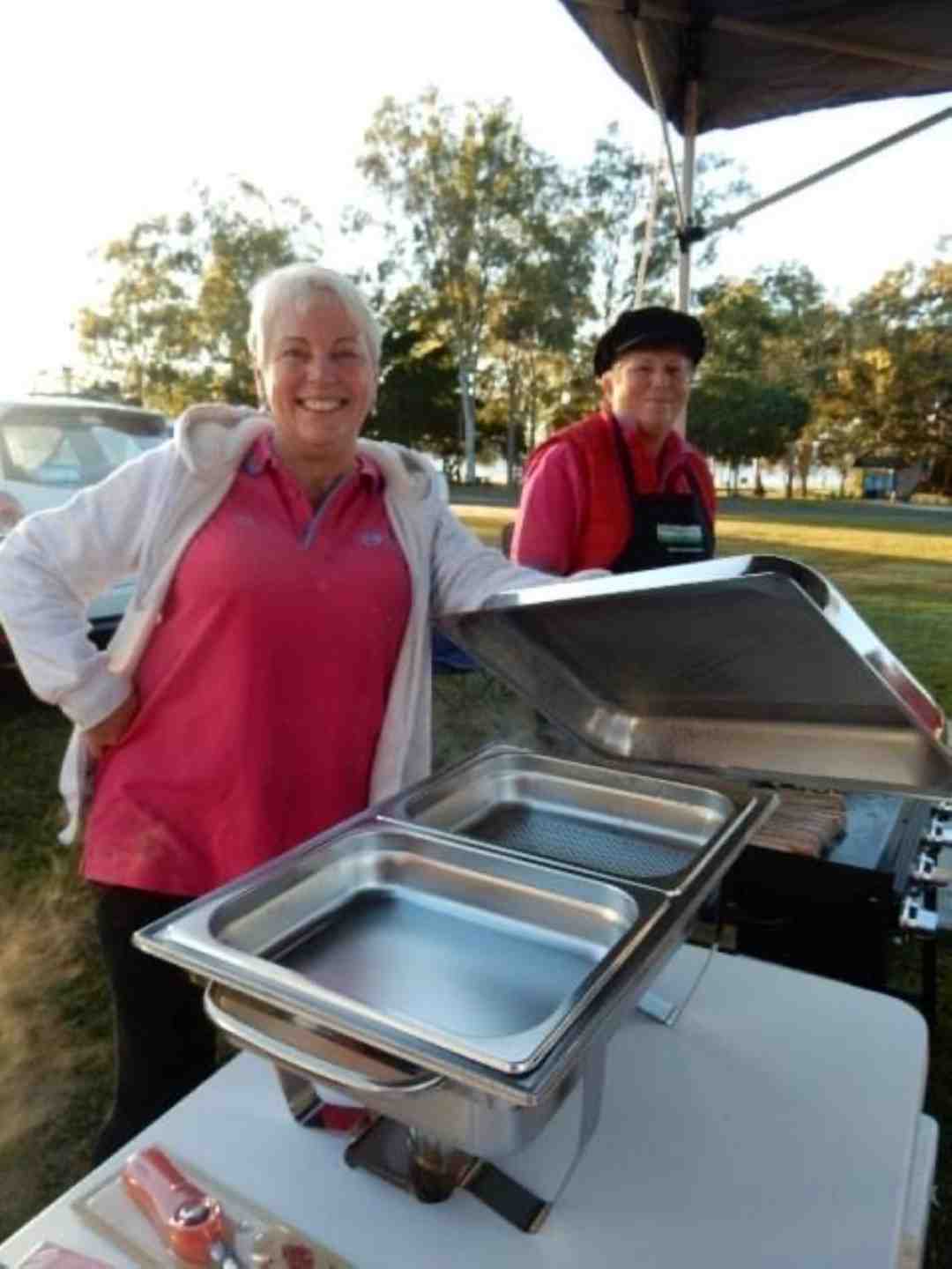 Join Meals on Wheels as a volunteer and enjoy the companionship of other like-minded locals helping residents in the region, like Di Warren and Sandra Strohfeldt