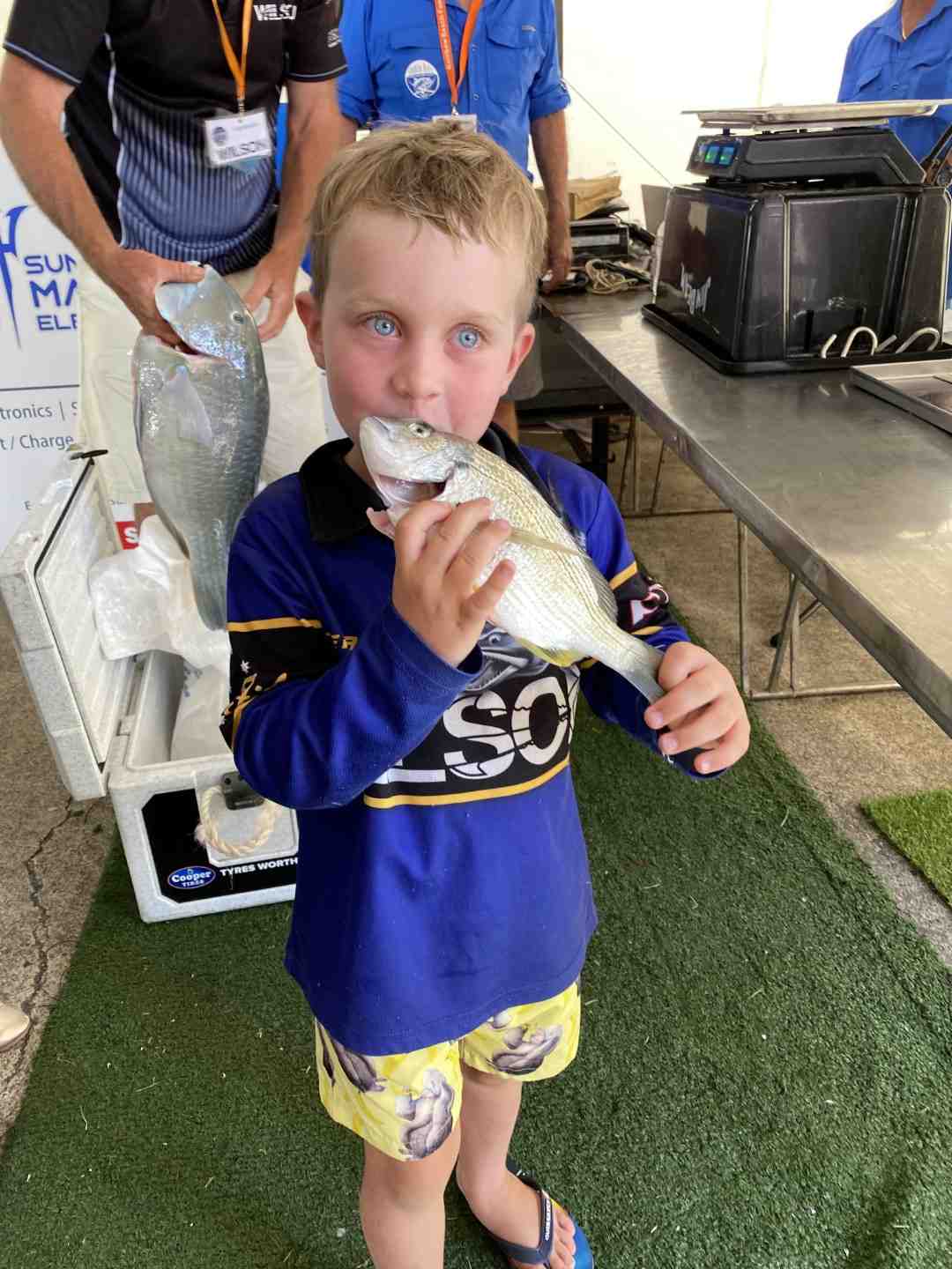 Raninbow Beach Fishing Classic - Ollie Pearce took the time for a quick kiss at the weigh-in!