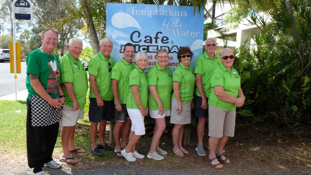 Check out our snazzy new shirts! L-R Nick Whyte (Temptations), Kevin Coleman, Trevor Booth, Bill Davidson, Wendy Davidson, Ju