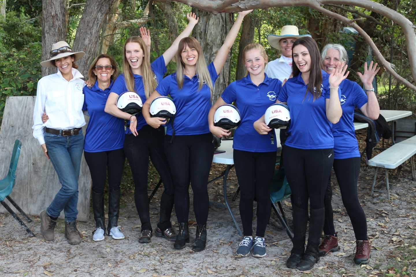 L to R Lisa Schneider, Madison MacPhail, Kimmy Cates, Shelby Moucha, Solstice Pecile and Connie Caudill with staff Charlie and Kayla