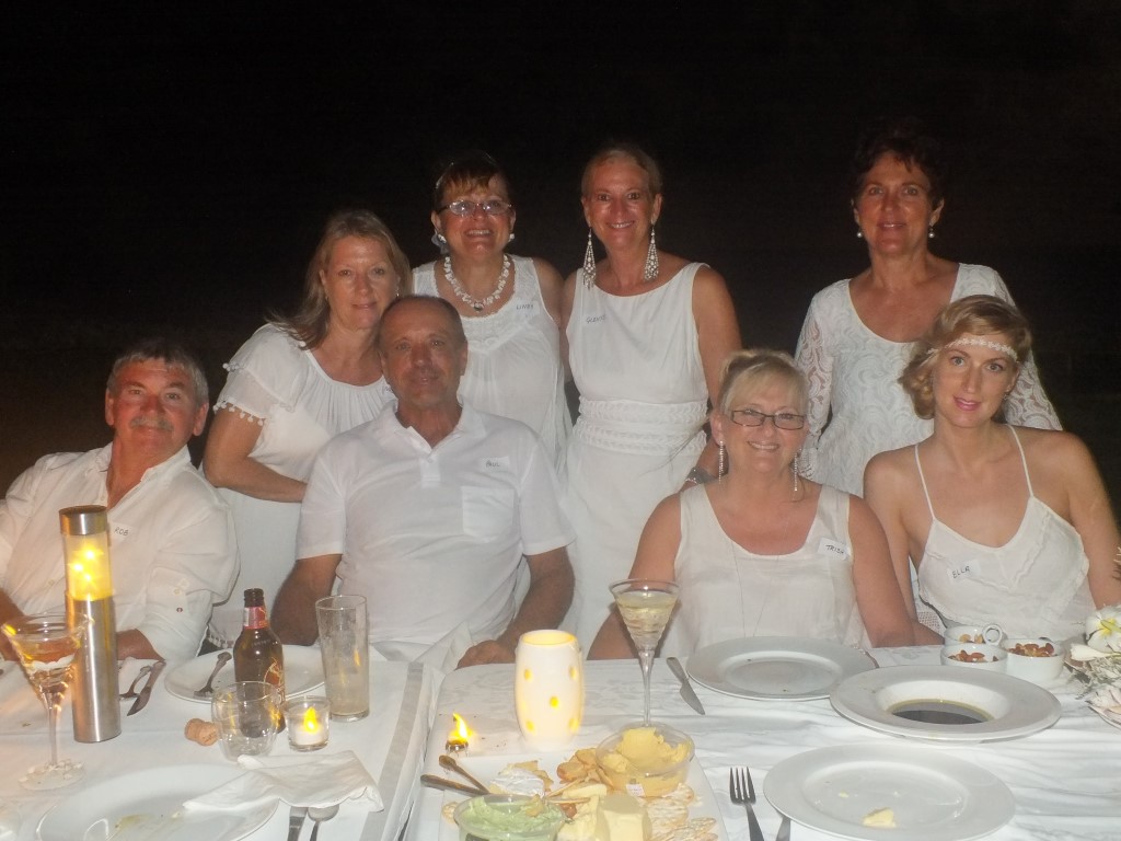 Back row: Naomi Warburton, Lindy Orwin, Glenys Badcock, Robyn Lynn, Front row: Rob Warburton, Paul Badcock, Trish Torenbeek, Ella Pepinghege