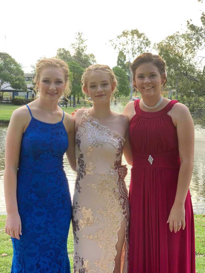 Year 12 2018 Crystalrose Mckenna (centre) is pictured Elisha Bath and Meagan Neumann