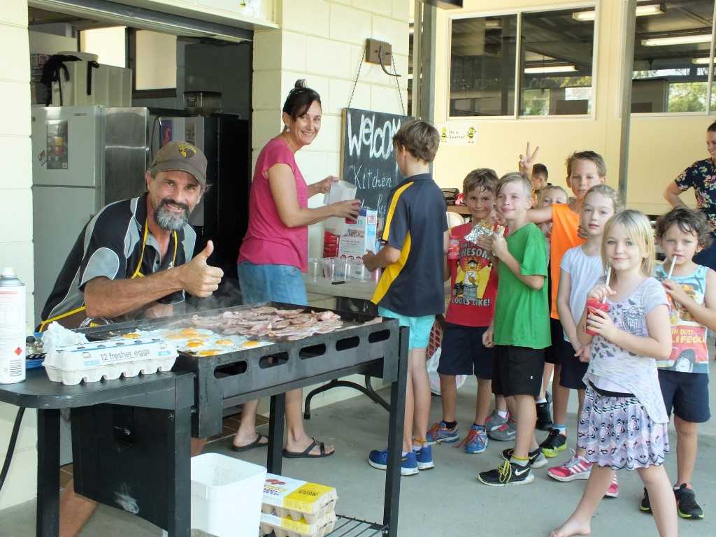 Celebrity chefs are back! post image