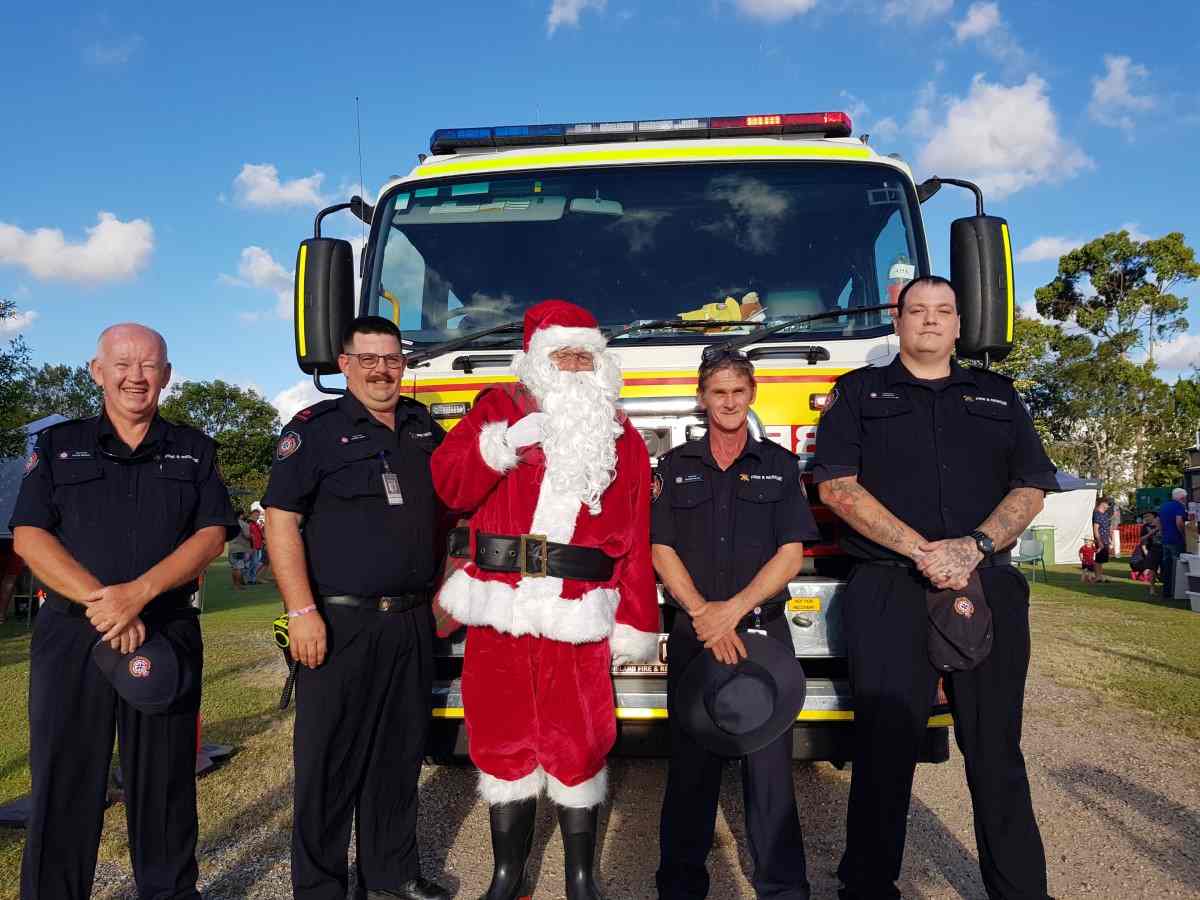 Cracker of a Christmas in the Cove post image