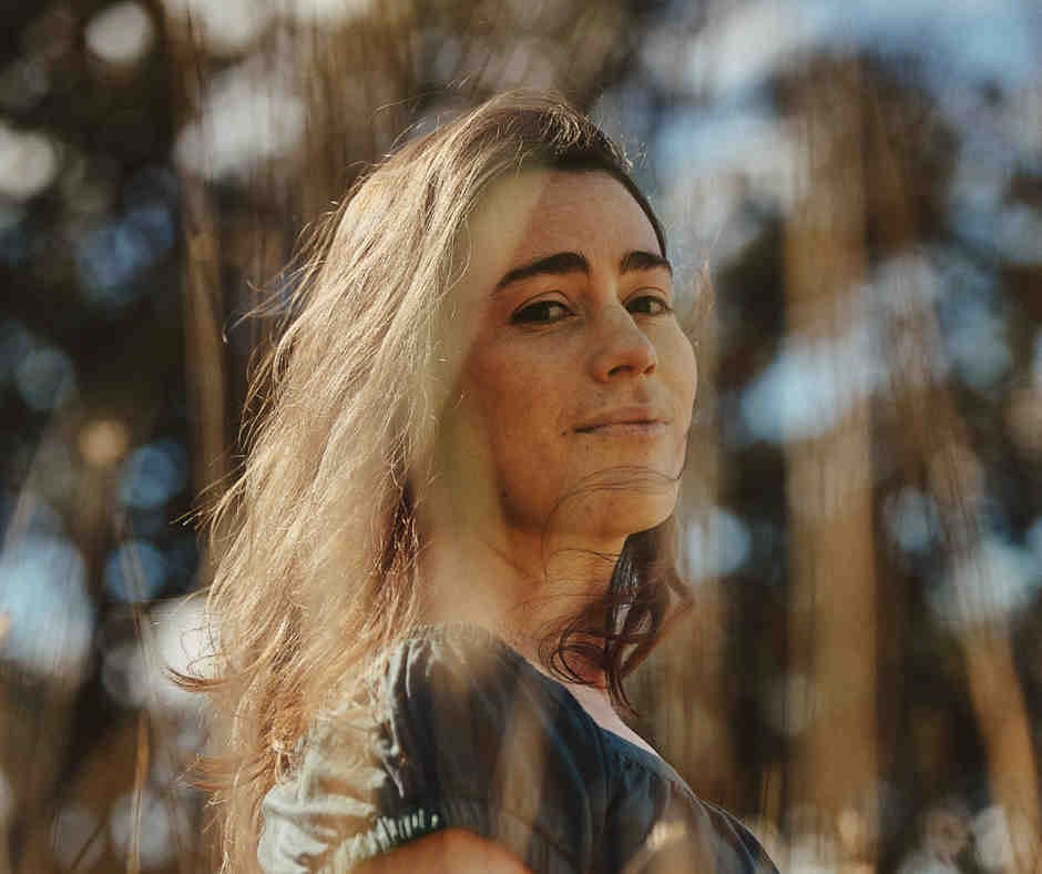 An Uplifting Evening of Folk-Pop Songs and Stories post image