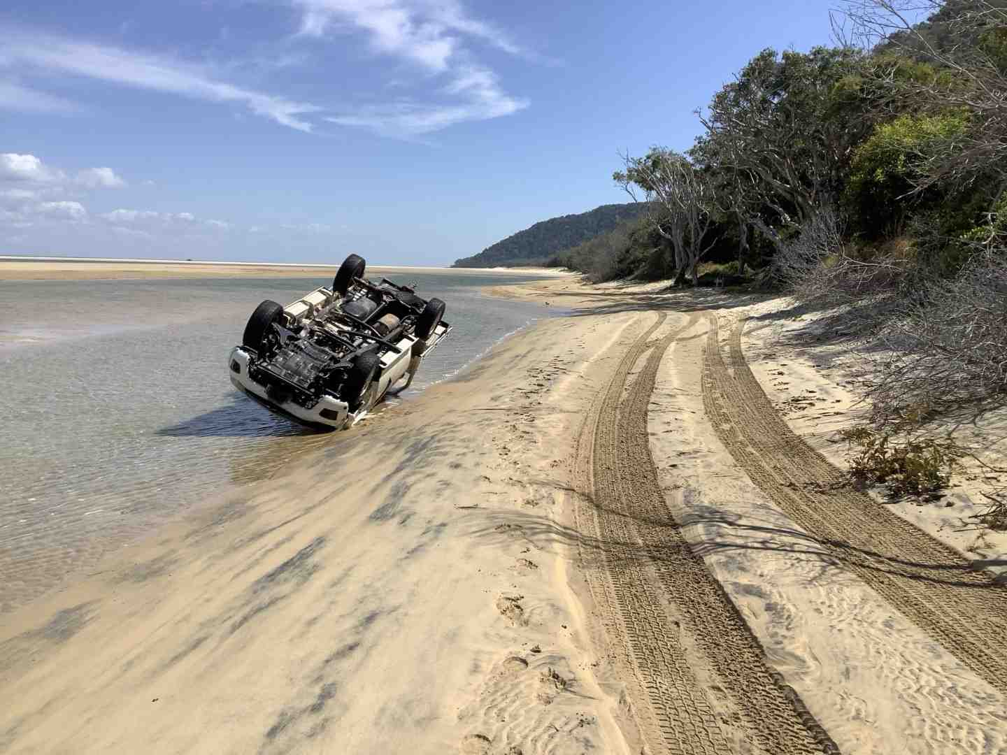 Don’t drink and dive... post image