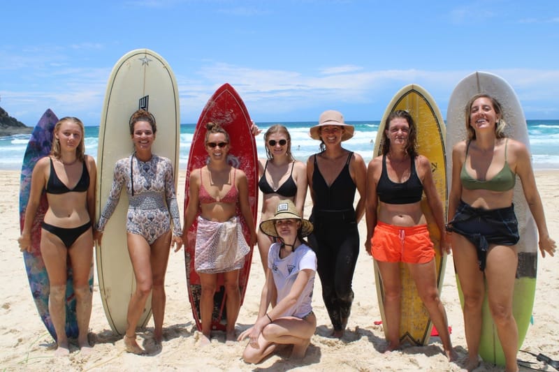 The Ladies competition was won by Kyani Parton, Photo Arwen, Charly, Carly, Cyndari, Sarah, BJ, Tessa and Kyani in front. Pho