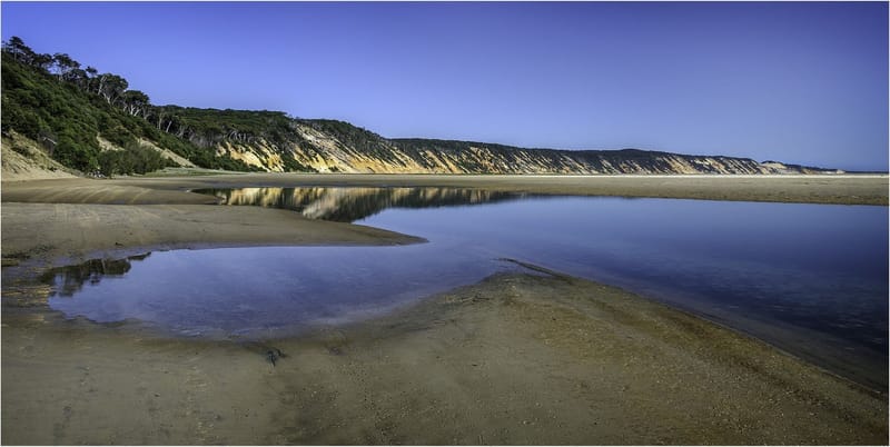 Coloured Sands from Double Island Point, photo by Julie Hartwig