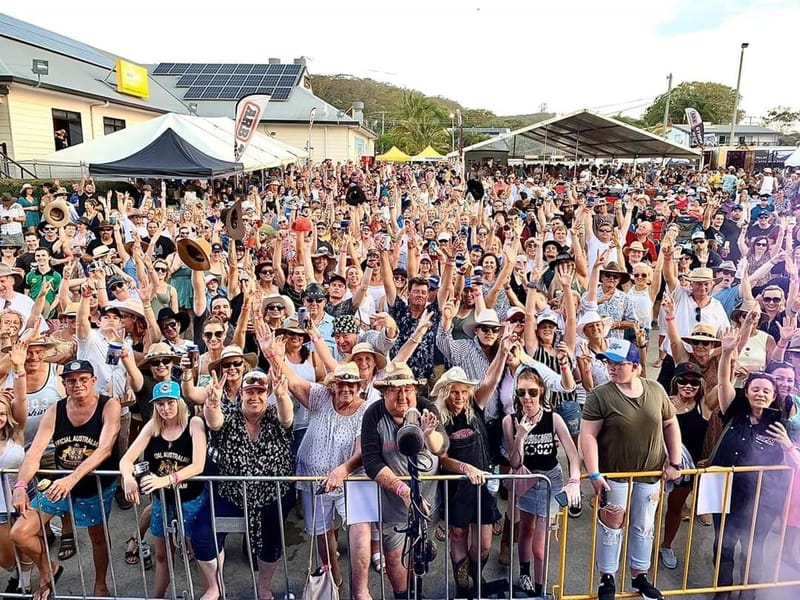 Country to the Beach - A great crowd loved the event and not one problem - thanks everyone!