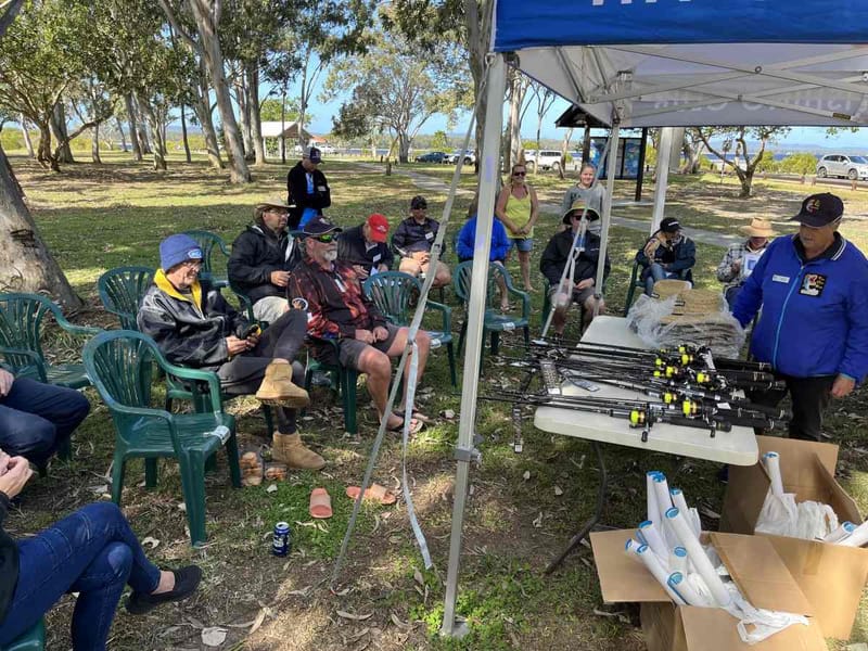 Photos from our last DAF-sponsored workshop held in late August. A very enjoyable (but chilly!) day for all involved