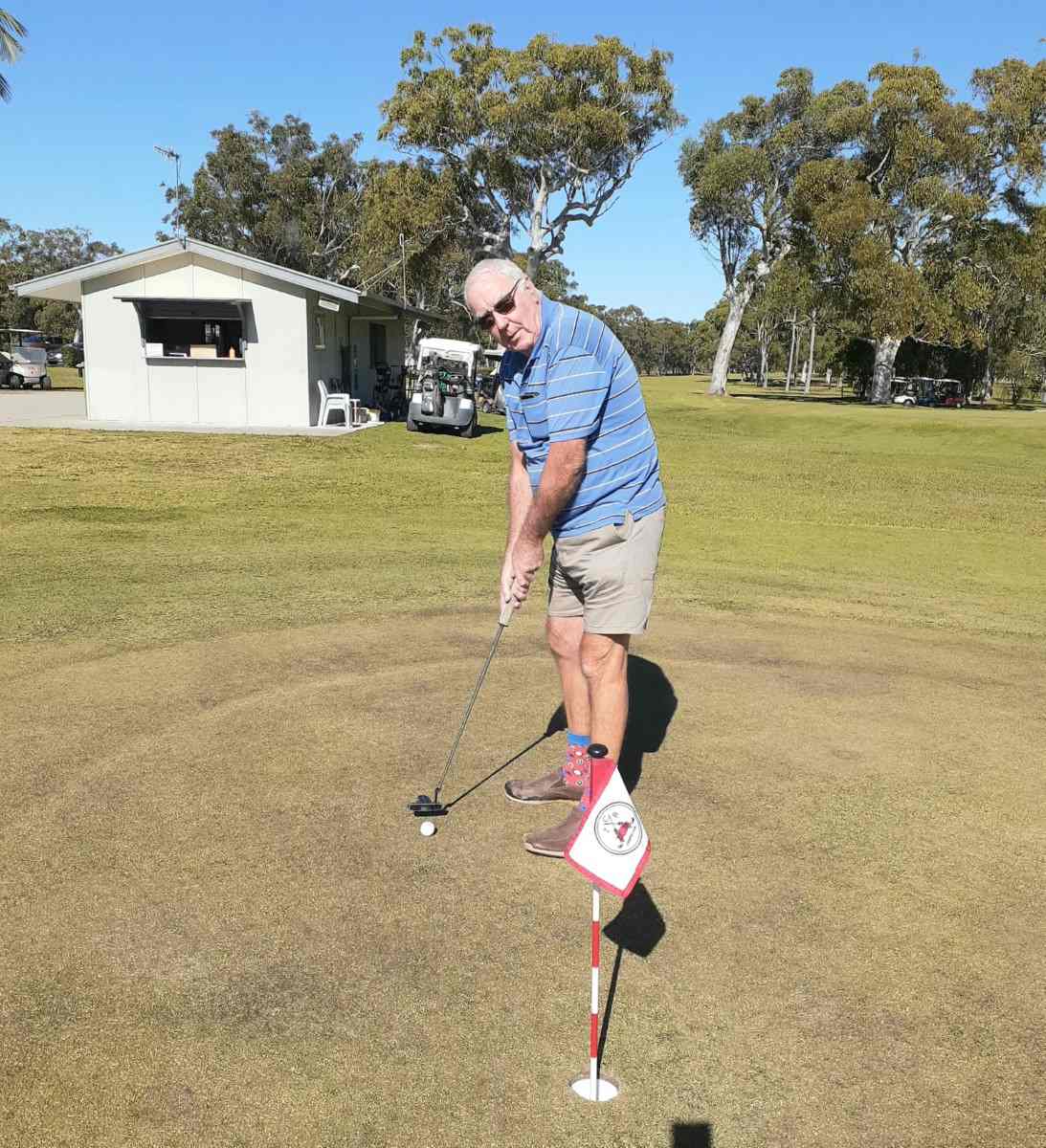 Stuart Shephard brushing up his putting skills