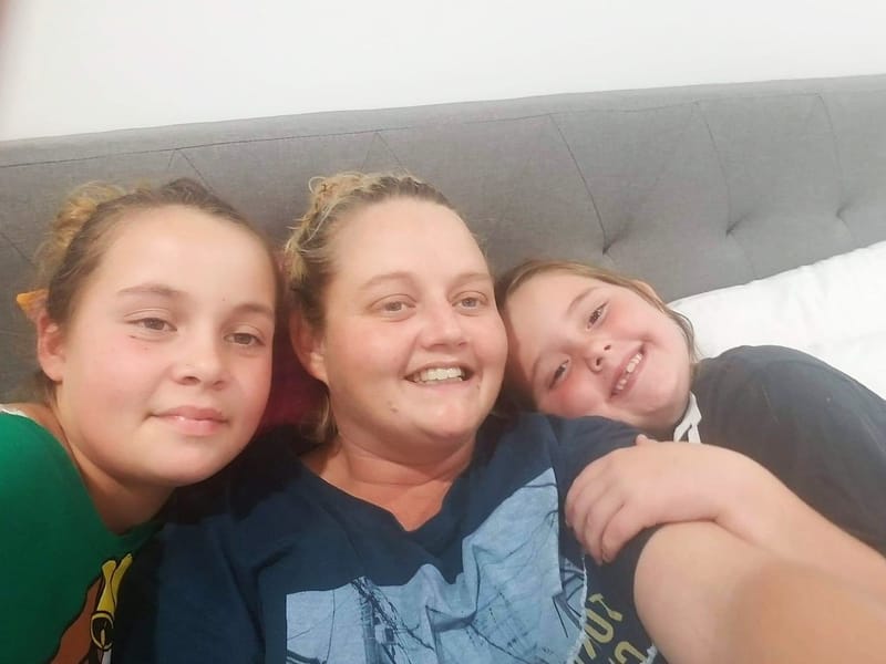 Wishlist House - Felicity, (Mum) Vicki and Sophie, relaxing at Wishlist House, prior to operation day